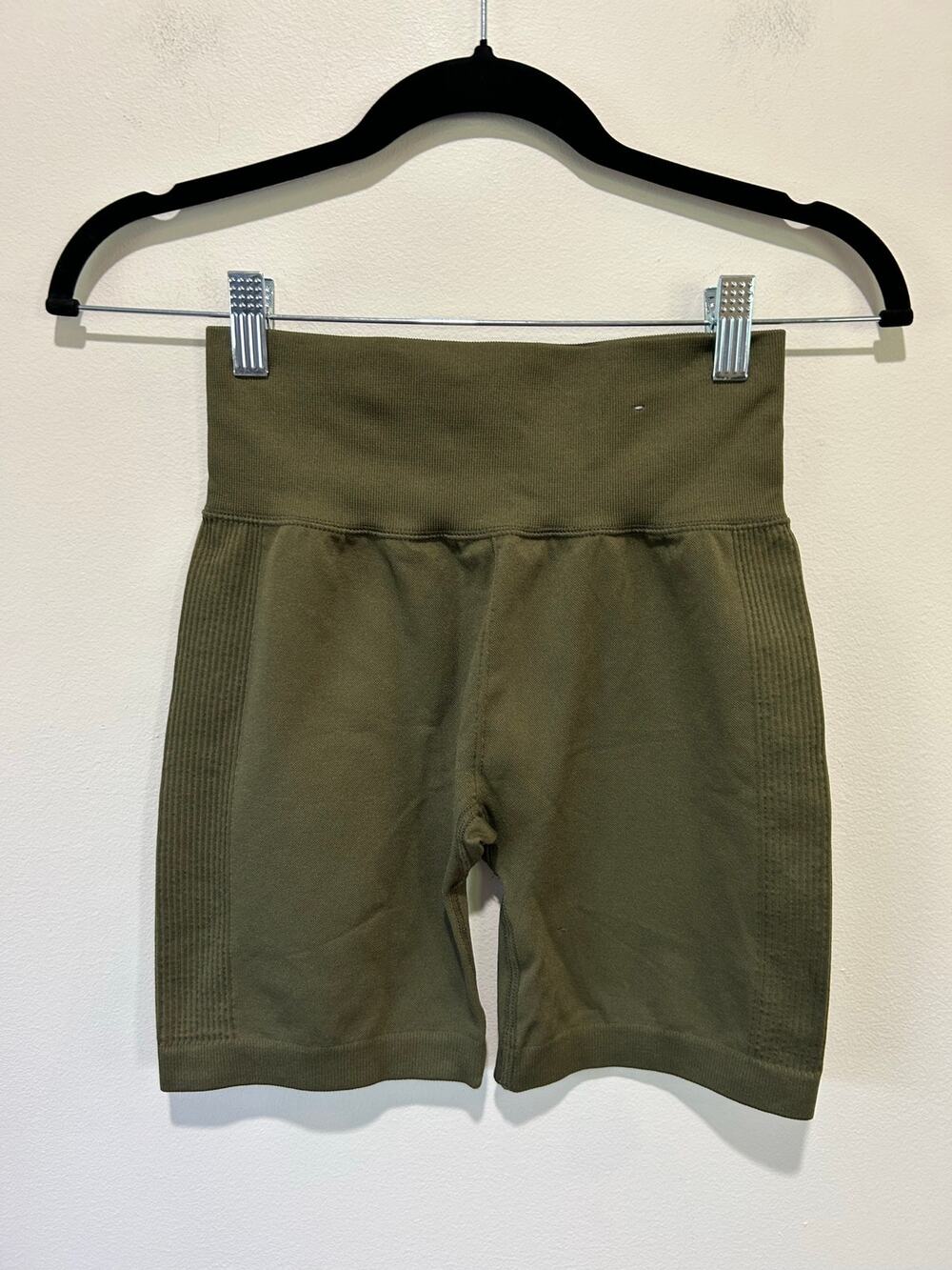 Forever 21 army green biker shorts womens S ribbed active wear